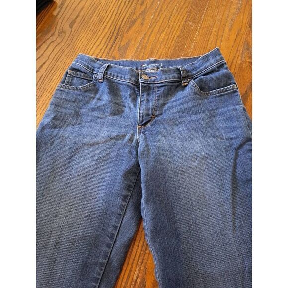 4P Petite Lee Relaxed Fit Denim Blue Jeans with Pockets and Belt Loops - Picture 2 of 5